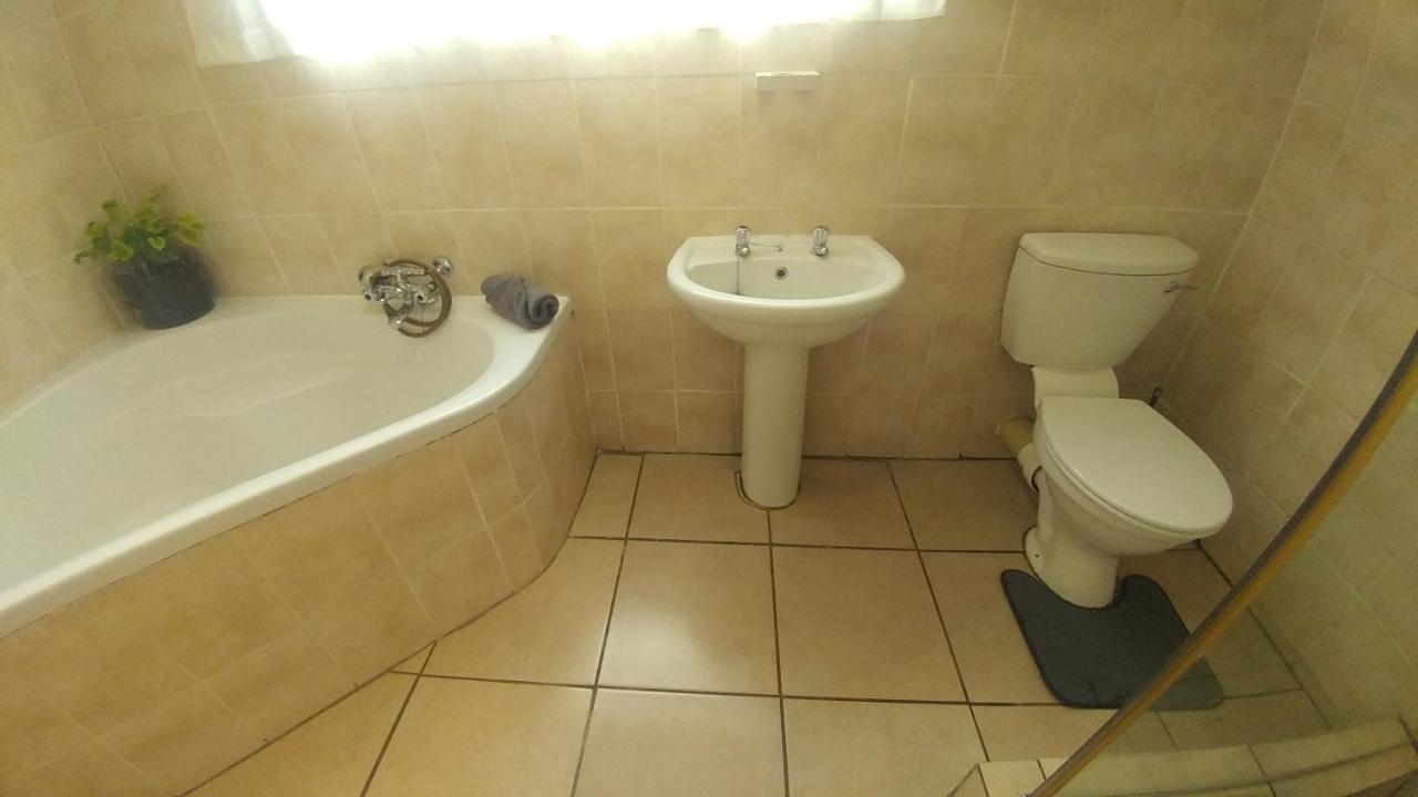 Four Seasons Self-Catering Guest House グラスコップ エクステリア 写真