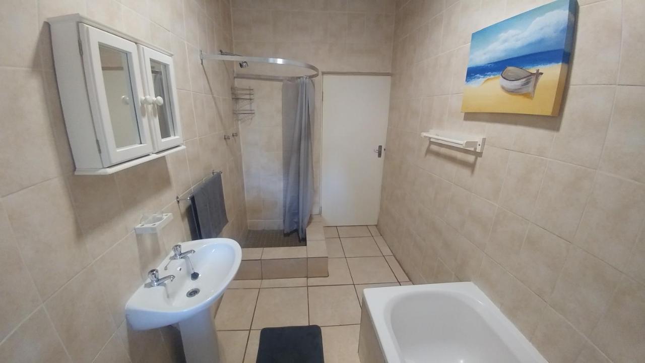 Four Seasons Self-Catering Guest House グラスコップ エクステリア 写真